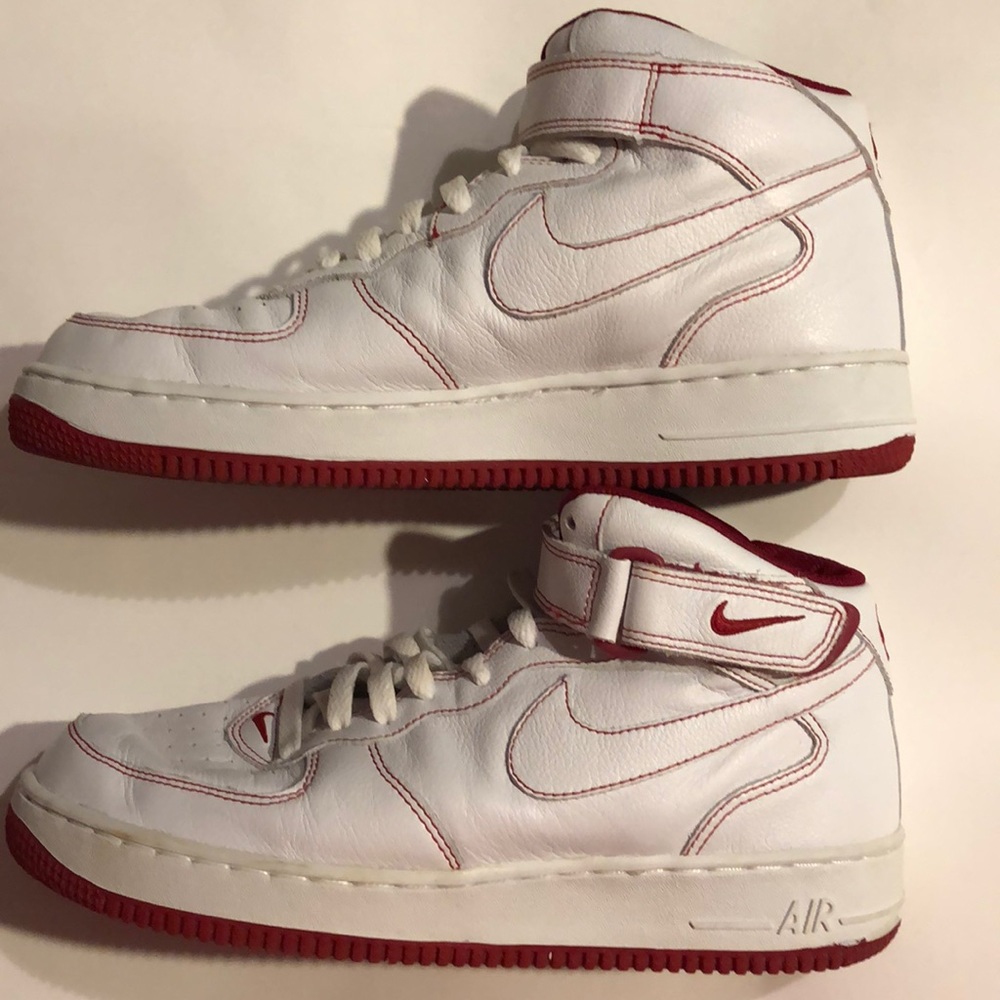 Vintage 2002 Nike Air Force 1 Mid